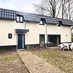 Luxe Recreatiewoning 31s In Bosrijke Omgeving Noord Brabant Voor 6 Personen Met Verdieping Kompleks wypoczynkowy *