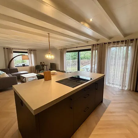 Parque de vacaciones Luxe Recreatiewoning In Bosrijke Omgeving 6 Personen Met Verdieping *
