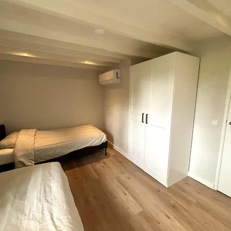 Luxe Recreatiewoning 31s In Bosrijke Omgeving Noord Brabant Voor 6 Personen Met Verdieping * Waalre