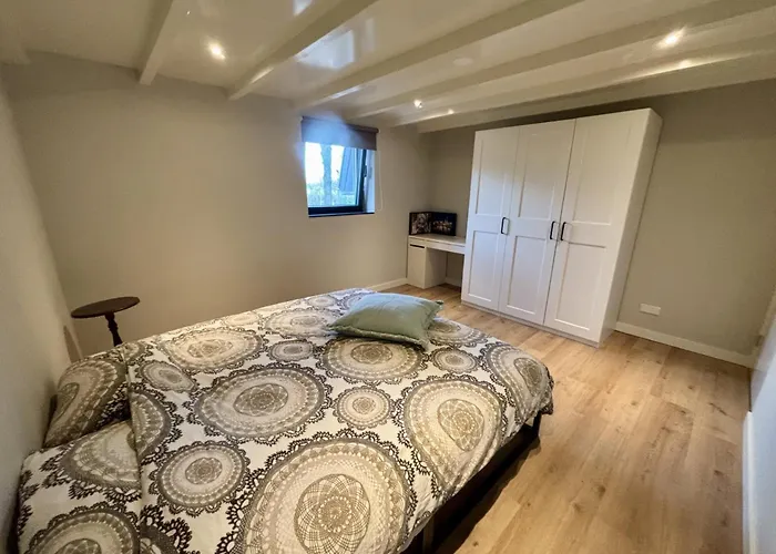 Parque de vacaciones Luxe Recreatiewoning In Bosrijke Omgeving 6 Personen Met Verdieping Waalre