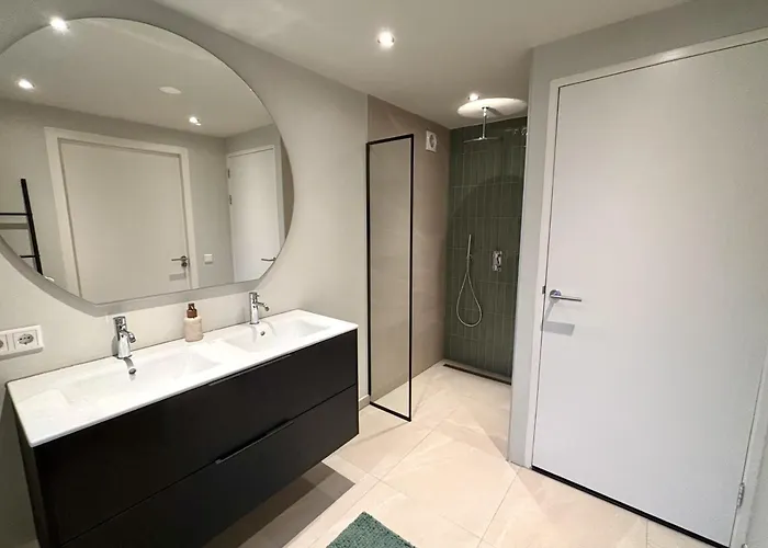 Luxe Recreatiewoning 31s In Bosrijke Omgeving Noord Brabant Voor 6 Personen Met Verdieping