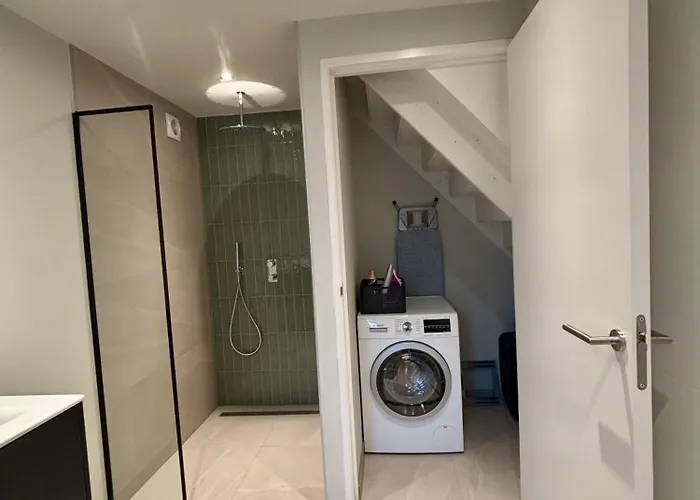 Village de vacances Luxe Recreatiewoning In Bosrijke Omgeving 6 Personen Met Verdieping *